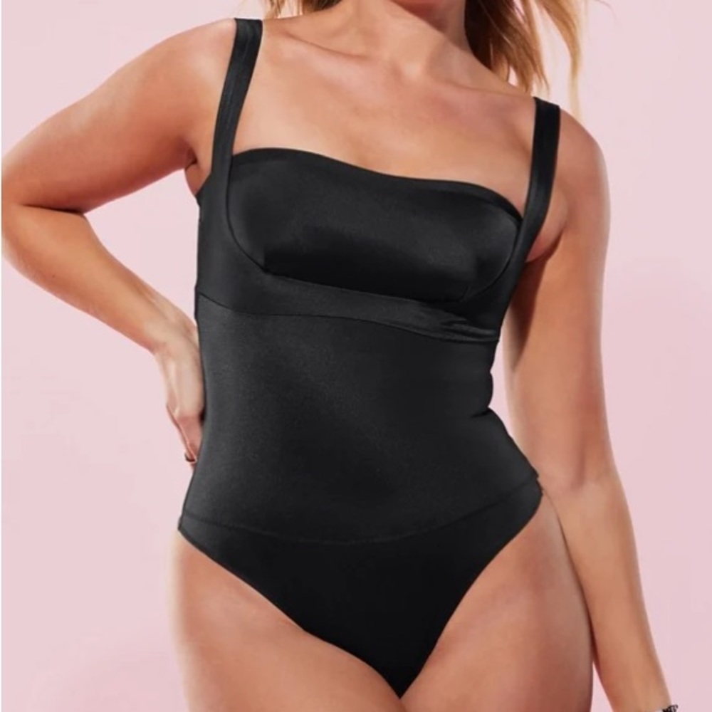 Yitty Headliner Shaping Open Bust Thong Bodysuit
